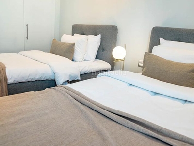 Apartamento elegante apartamento de 3 dormitorios con vistas panorámicas en Estepona