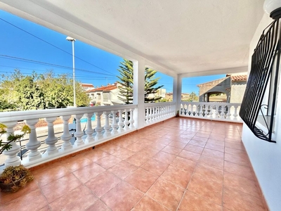 Oliva villa en venta