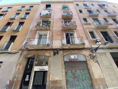 Piso Carrer de la Reina Amàlia 13, El Raval, Barcelona