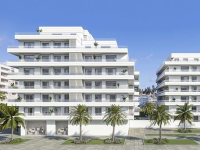 Apartamento en venta en Nueva Andalucia, Marbella, Málaga