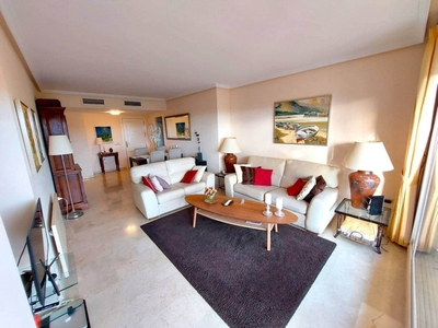 Apartamento en venta en Torrequebrada, Benalmádena, Málaga