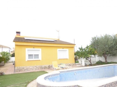 Casa en Santa Oliva