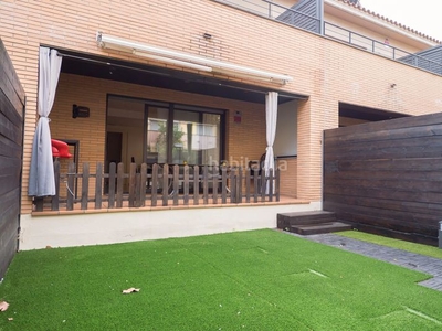 Casa obra nueva con amplio jardín. en Torroella de Montgrí