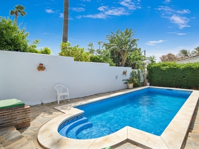 Chalet en venta en Estepona, Málaga