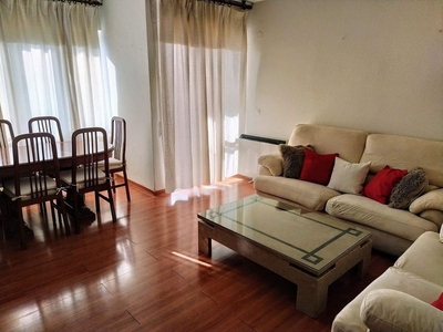 Piso en alquiler en Santa Marina - La Paz de 4 habitaciones con terraza y muebles