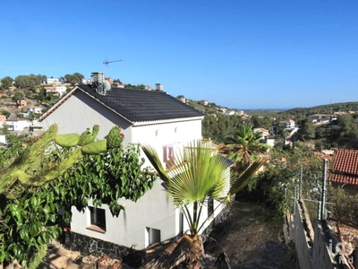 Casa 4 habitaciones de 153 m² en Castellet i la Gornal (08729)