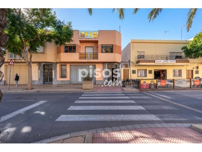 Casa en venta en Carretera de Nijar, 110