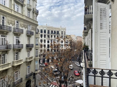 Piso en alquiler en Calle del Conde de Altea, cerca de Carrer de Joaquín Costa