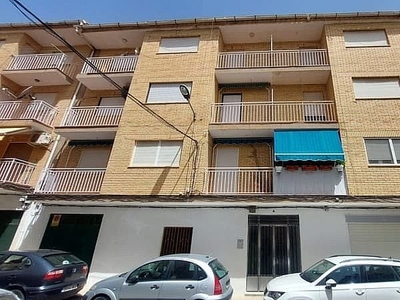 Piso en venta en Baza de 3 habitaciones y 106 m²