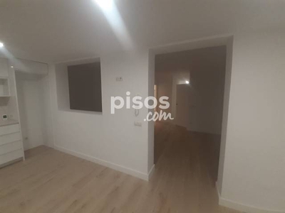 Piso en venta en Carrer Ramon Llull