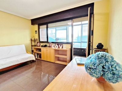 Piso en venta en Pinar - Anaka - Belaskoenea de 3 habitaciones con balcón y calefacción