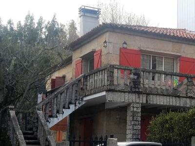 Venta de casa con terraza en Padriñán (Sanxenxo)
