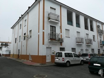 Venta de piso en Cartaya de 3 habitaciones con terraza y balcón