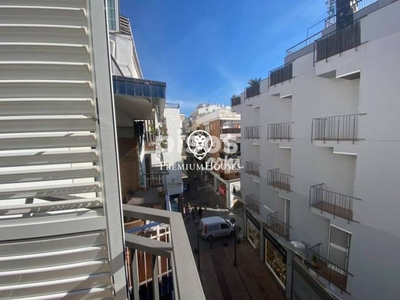 Apartamento en venta en Carrer de Pareladas, cerca de Carrer de Sant Josep