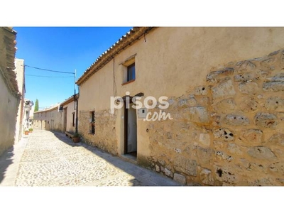 Casa adosada en venta en Calle de los Lagares