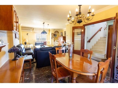 Casa adosada en venta en Calle de Vicente Aleixandre