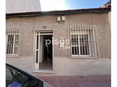 Casa adosada en venta en Centro