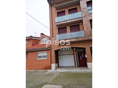 Casa adosada en venta en Cerca del Pabellón Deportivo