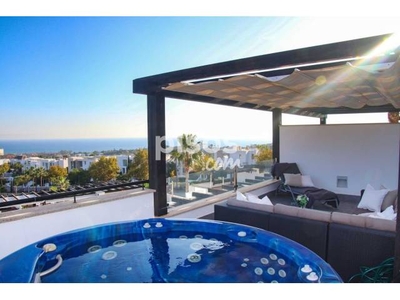 Casa adosada en venta en Los Monteros-Bahía de Marbella