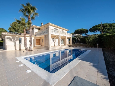 Casa / villa de 349m² en venta en Platja d'Aro, Costa Brava