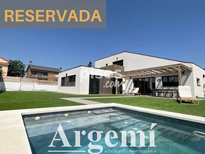 Chalet en venta en Camí de la Serra