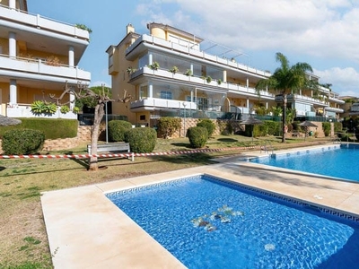 Piso en venta en Cabopino - Artola, Marbella, Málaga