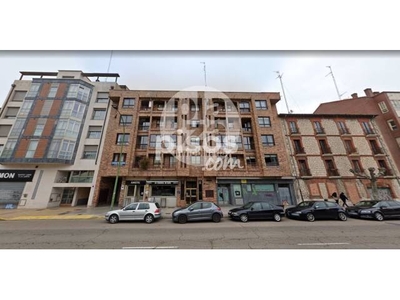 Piso en venta en Calle de Vitoria, cerca de Plaza de la División Mecanizada Brunete