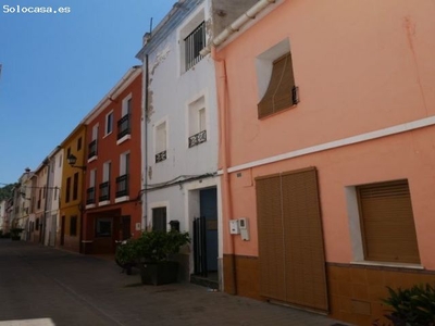 Adosado de 4 dormitorios en venta en Villalonga, Valencia, España