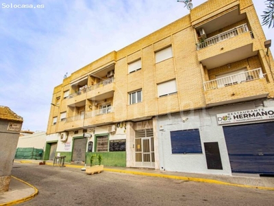 Apartamento de 3 dormitorios a la venta en Los Montesinos, Alicante