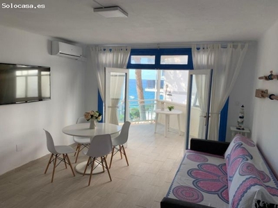 APARTAMENTO TOTALMENTE REFORMADO DE UN DORMITORIO CON VISTAS AL MAR Y PLAZA DE PARKING PRIVADA!!