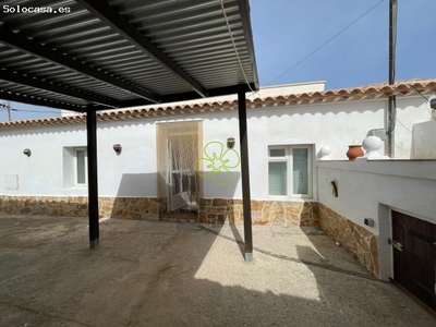 Casa de Pueblo en Venta en Zuazo de Vitoria, Almería