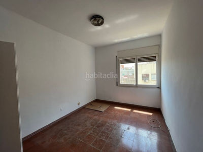 Piso con 3 habitaciones en Sants Barcelona