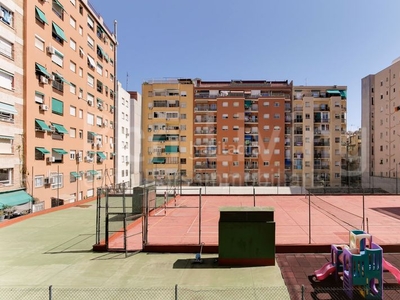 Piso en carrer de buenaventura muñoz 52 boniot piso amueblado en Barcelona