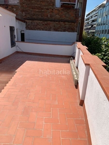 Piso inmejorable zona con terraza en Santa Eulàlia Hospitalet de Llobregat (L´)