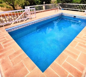 Venta de casa con piscina y terraza en Real