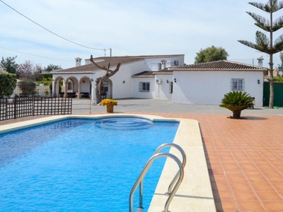 Chalet en venta en Jávea