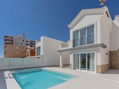 Chalet en venta en Torreta, Torrevieja