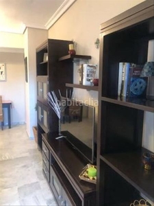 Alquiler piso con 3 habitaciones amueblado con ascensor, calefacción y aire acondicionado en Sevilla