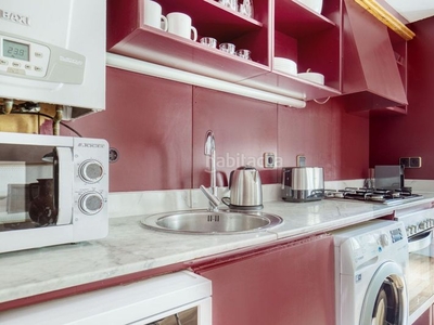 Alquiler piso en carrer d'allada vermell 23 empieza a vivir desde tu llegada a con este apartamento de un dormitorio elegante blueground. en Barcelona