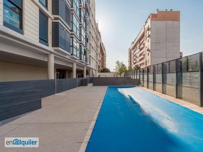 Alquiler piso trastero y piscina Villa de vallecas