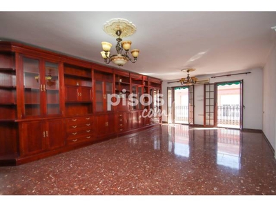 Casa adosada en venta en Calle de San Lucas