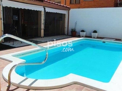 Casa pareada en venta en Calle Ramiro Ii