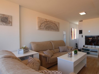 Piso de 2 dormitorios en alquiler en La Manga, Murcia