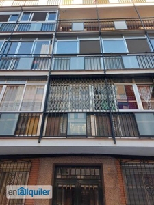Piso en alquiler en Alcalá de Henares de 77 m2