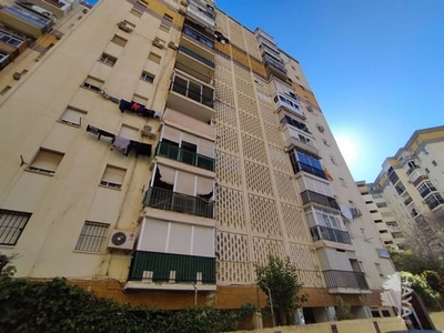 Piso en venta en Calle Jabalon, 2º, 29011, Málaga (Málaga)