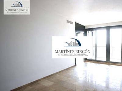 Alquiler Piso Alicante - Alacant. Piso de cuatro habitaciones Quinta planta con balcón