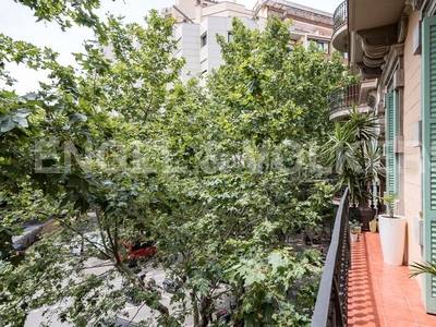 Alquiler piso de lujo en consell de cent en Dreta de l´Eixample Barcelona