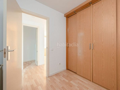 Alquiler piso en salvador allende piso con 3 habitaciones con ascensor en Madrid
