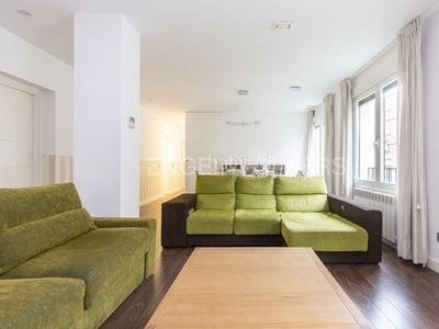 Alquiler piso estupendo piso en Vallehermoso en alquiler en Madrid