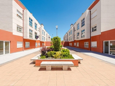 Alquiler Piso Laguna de Duero. Piso de una habitación Buen estado primera planta